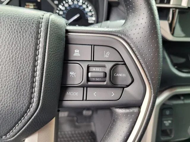 2025 Toyota Tundra SR5 thumbnail 29