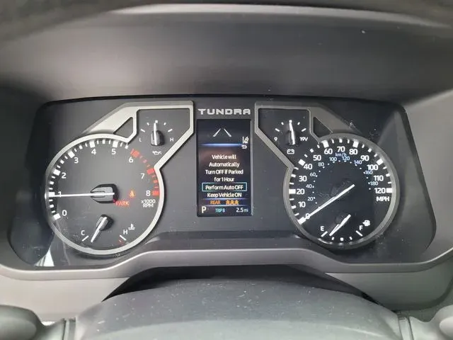 2025 Toyota Tundra SR5 thumbnail 32