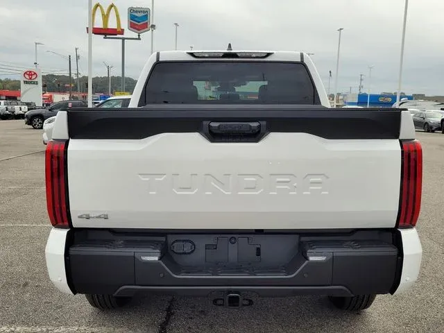 2025 Toyota Tundra SR5 thumbnail 6