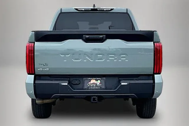 2025 Toyota Tundra SR5 thumbnail 6