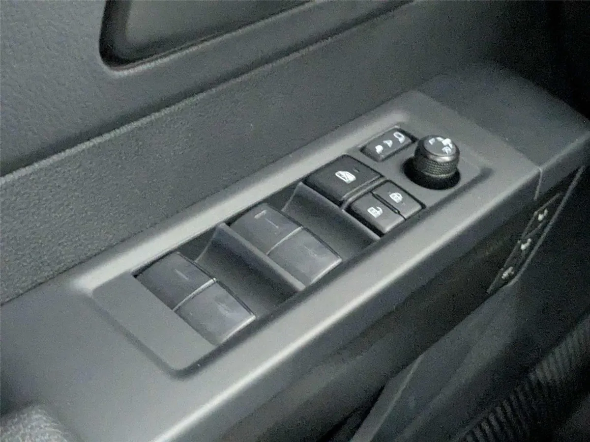 2025 Toyota Tundra TRD Pro HV thumbnail 15