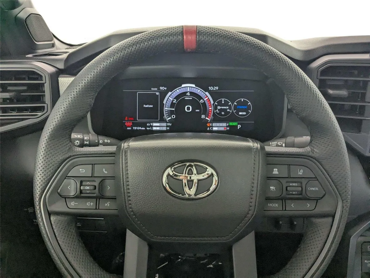 2025 Toyota Tundra TRD Pro HV thumbnail 17