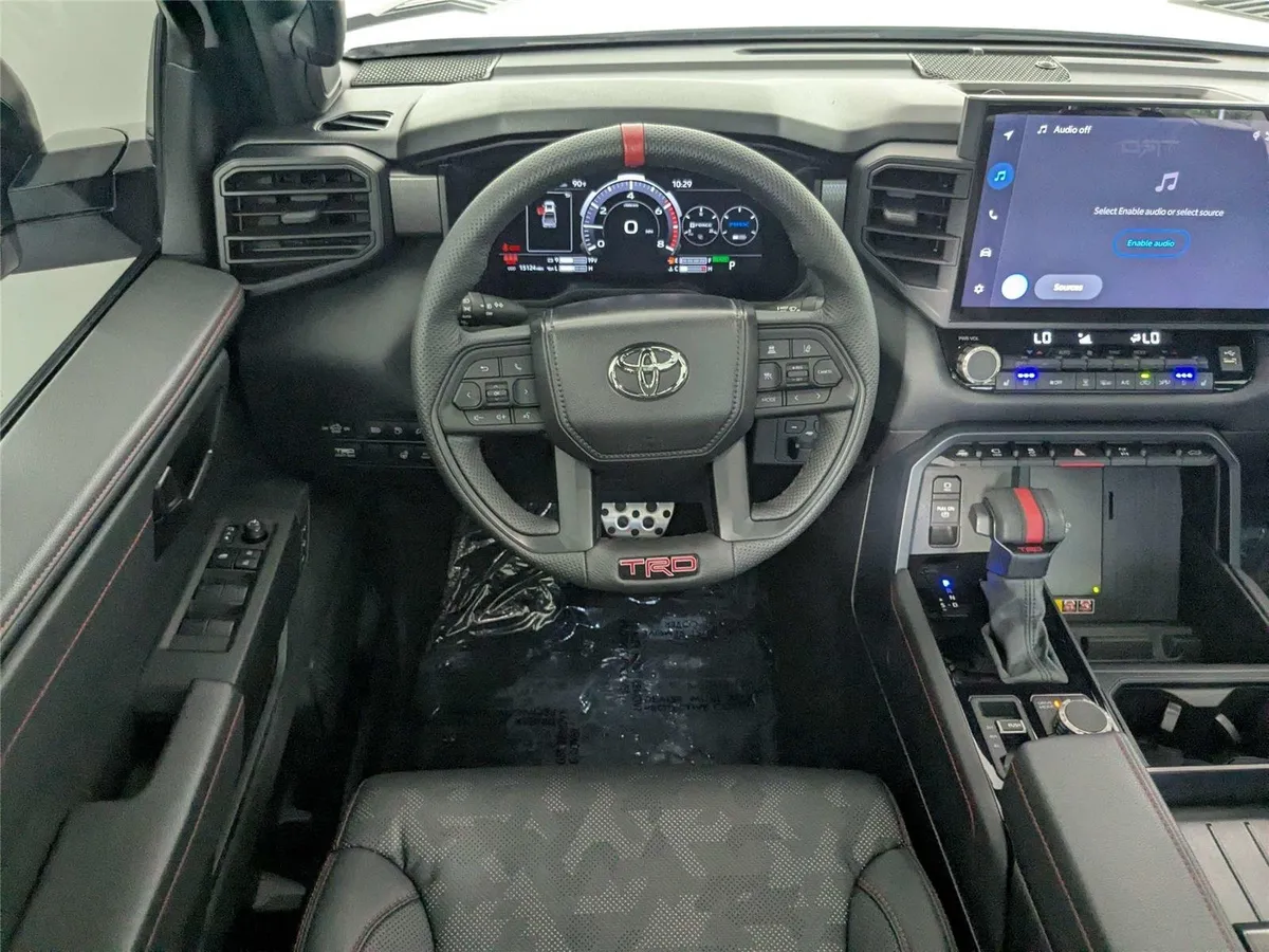 2025 Toyota Tundra TRD Pro HV thumbnail 38