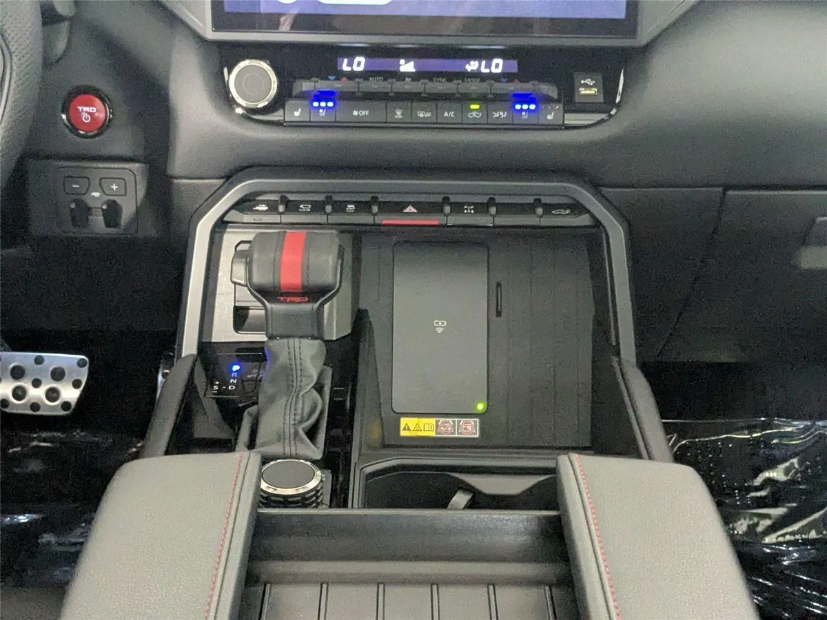 2025 Toyota Tundra TRD Pro HV thumbnail 41