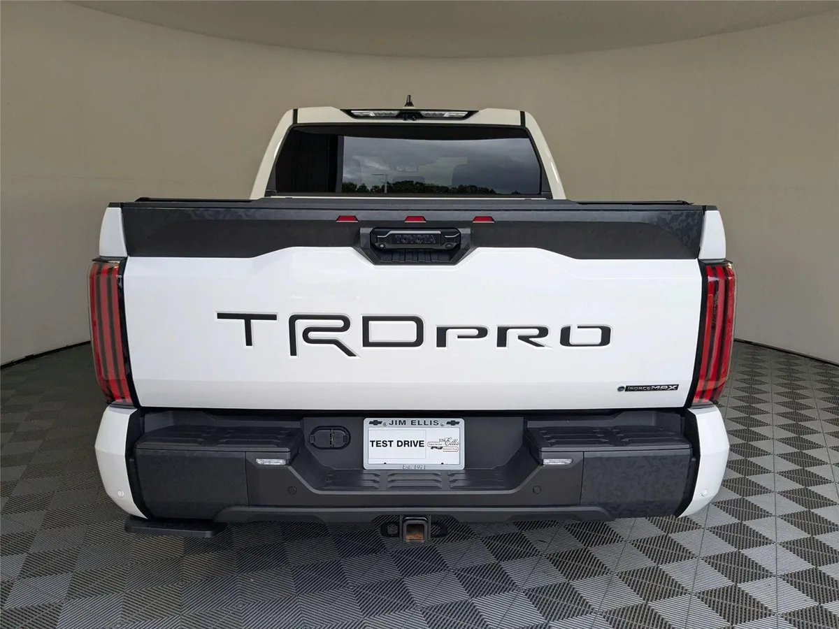 2025 Toyota Tundra TRD Pro HV thumbnail 6