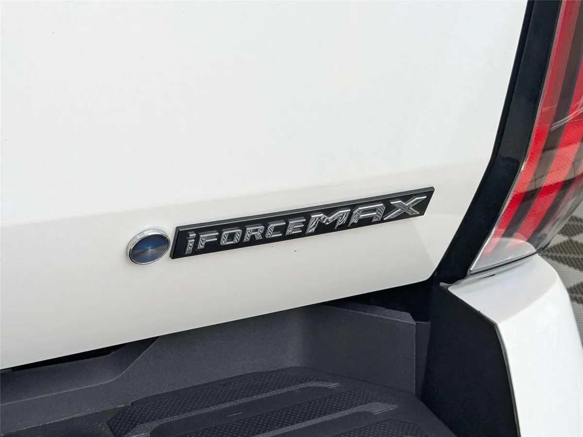 2025 Toyota Tundra TRD Pro HV thumbnail 8