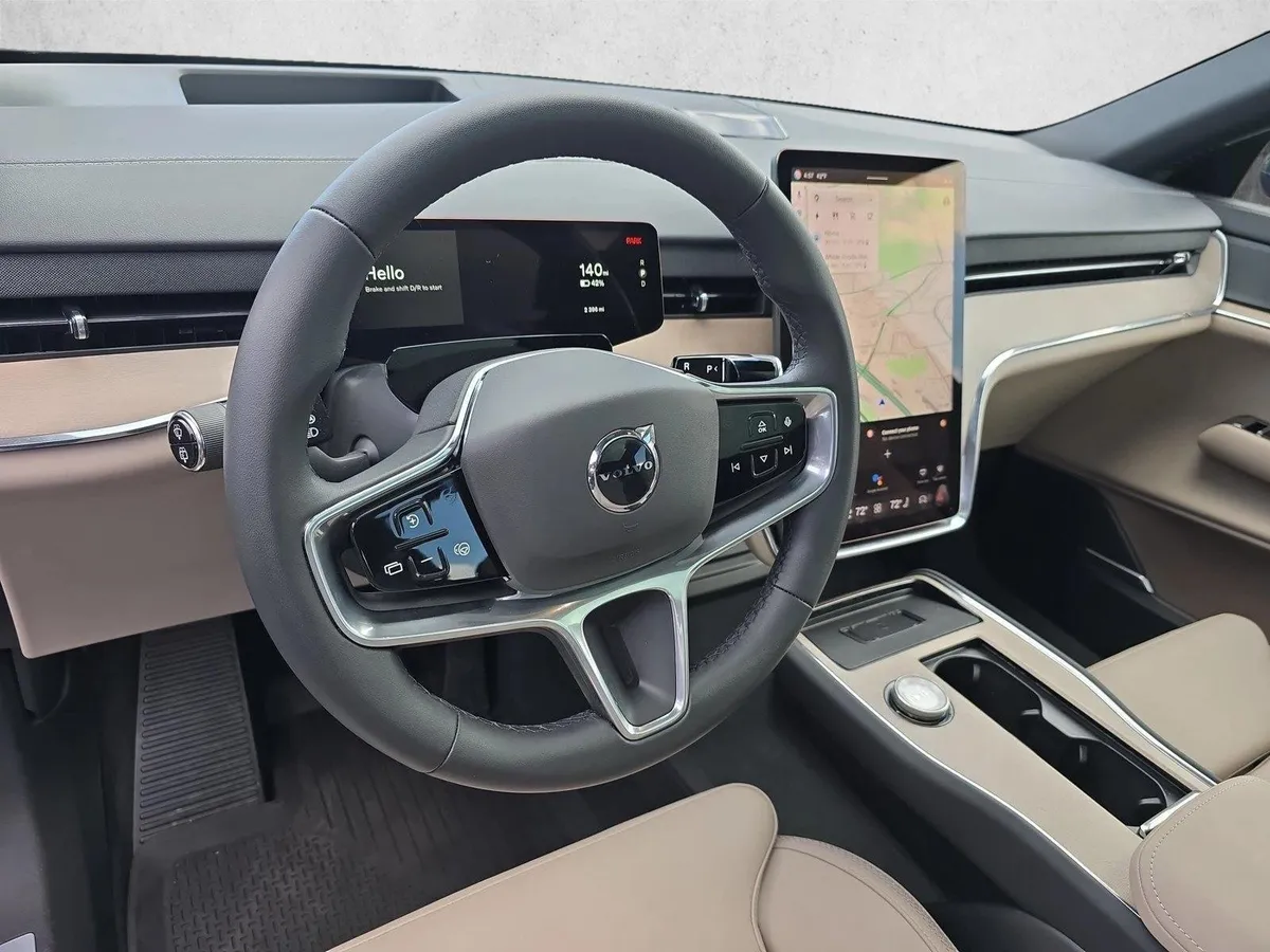 2025 Volvo EX90 Ultra thumbnail 16