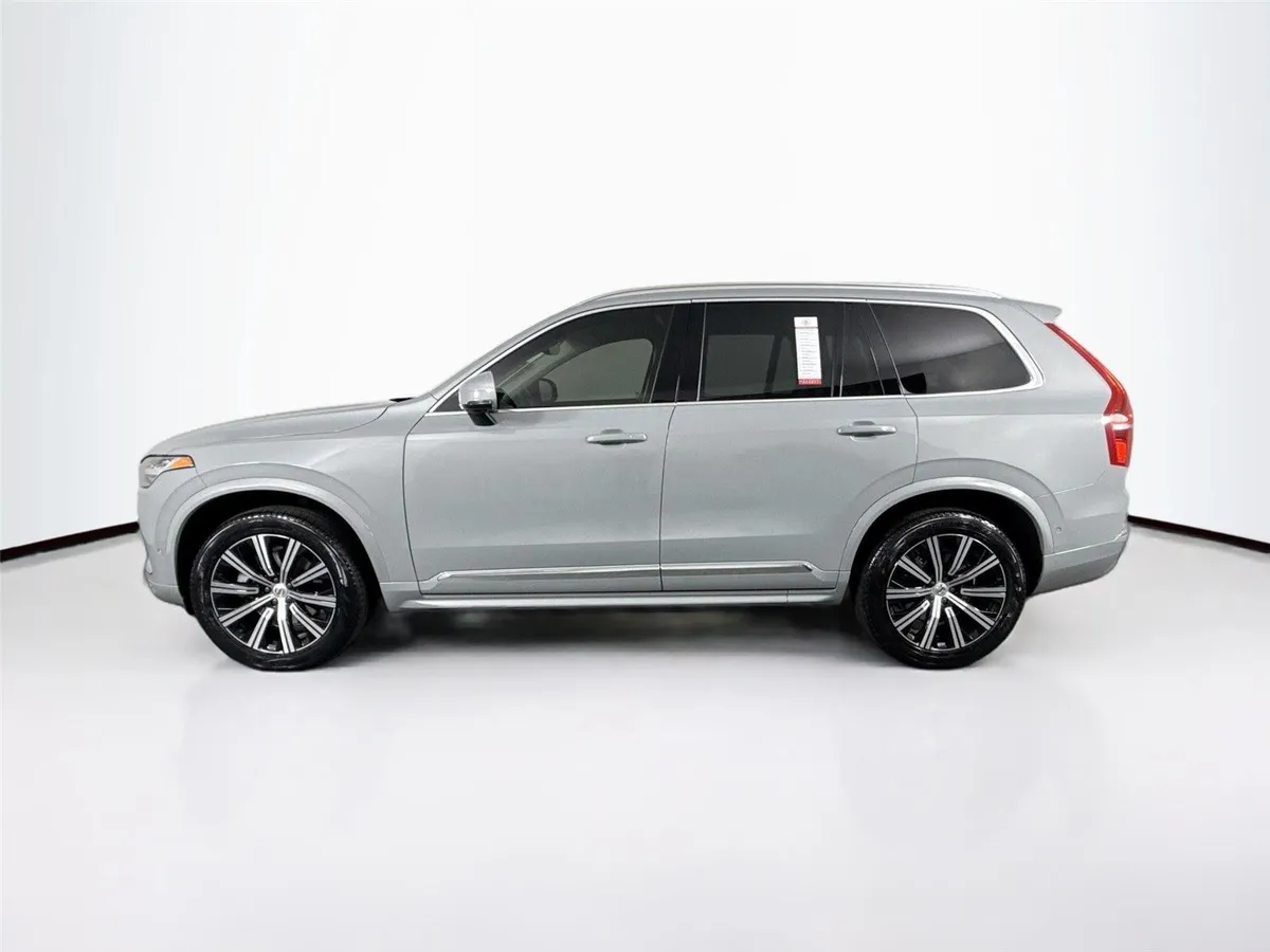 2025 Volvo XC90 Plus thumbnail 14