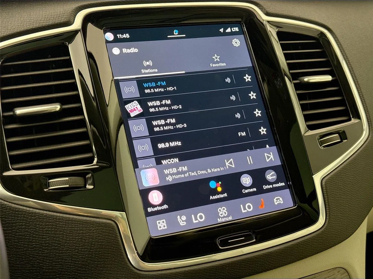 2025 Volvo XC90 Plus thumbnail 24