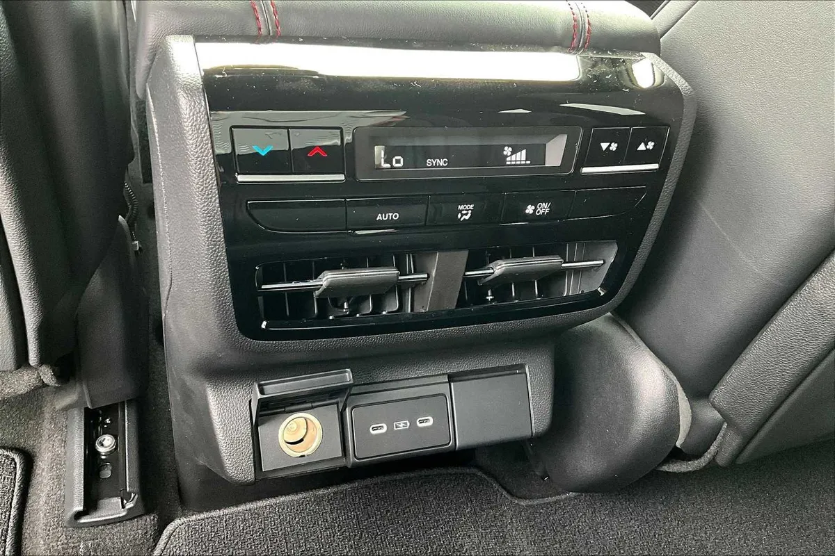 2026 Acura MDX w/A-Spec Package thumbnail 18