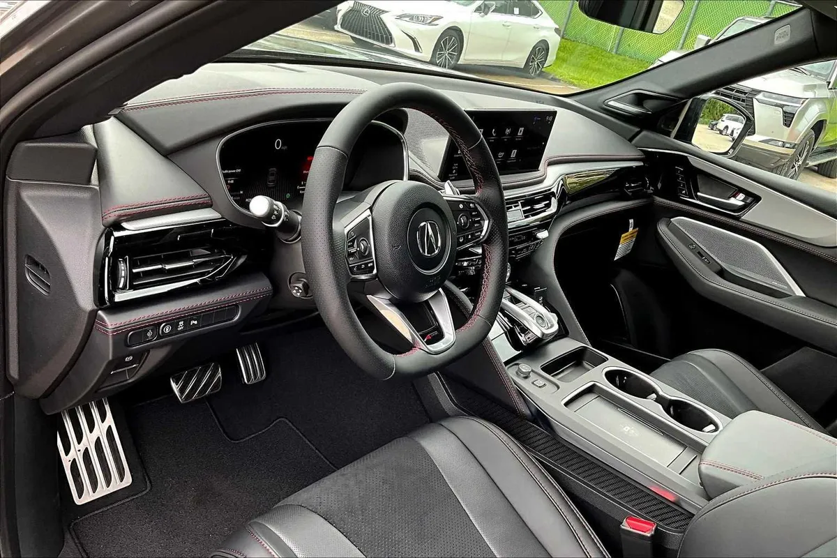 2026 Acura MDX w/A-Spec Package thumbnail 8
