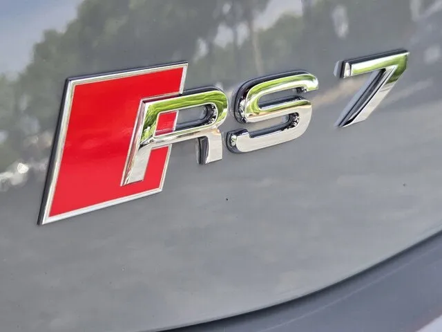 2026 Audi RS 7 4.0T performance thumbnail 12