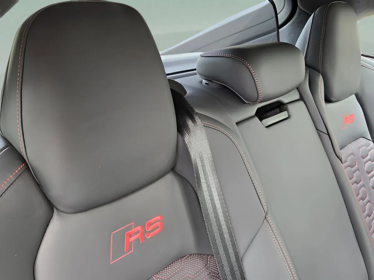 2026 Audi RS 7 4.0T performance thumbnail 26