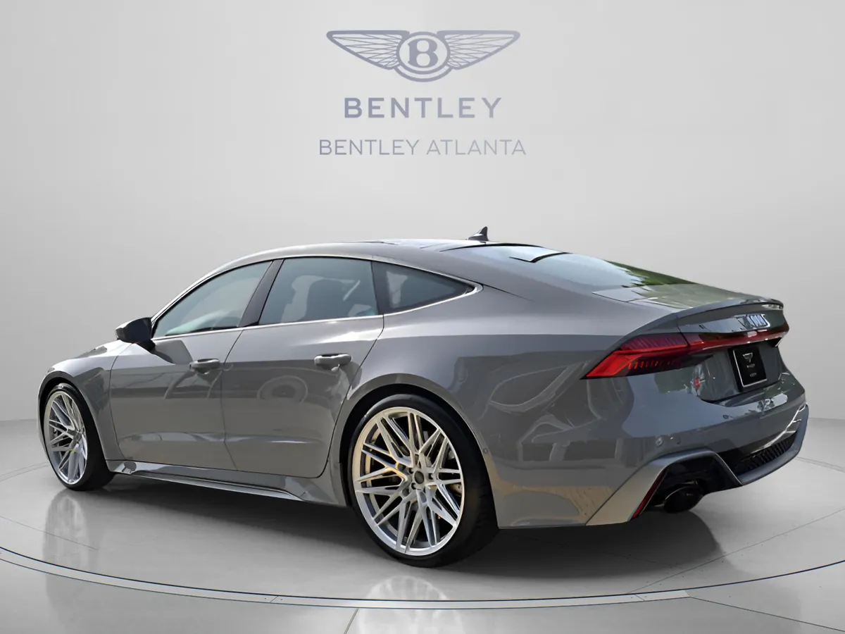 2026 Audi RS 7 4.0T performance thumbnail 3