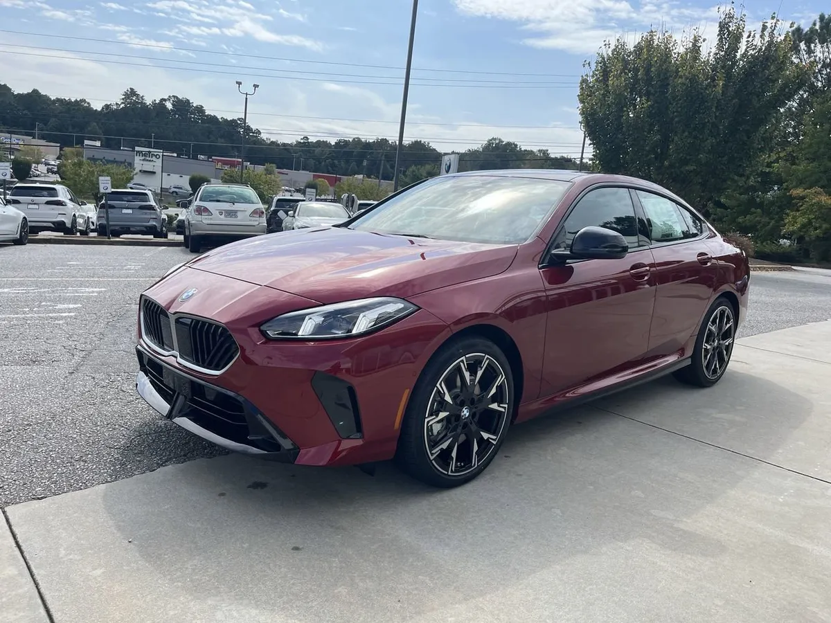 2026 BMW 228i 228 thumbnail 4