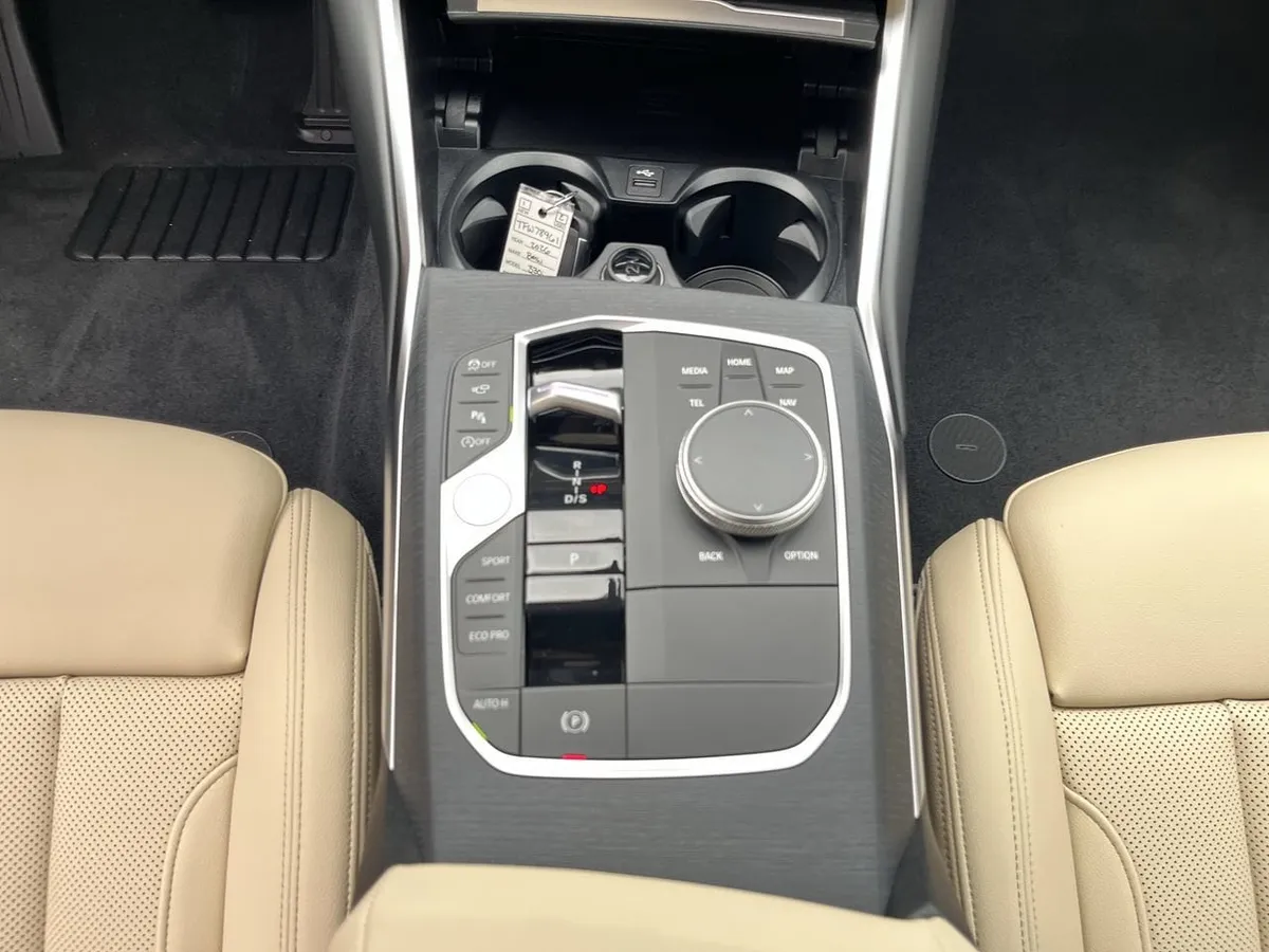 2026 BMW 330i thumbnail 24