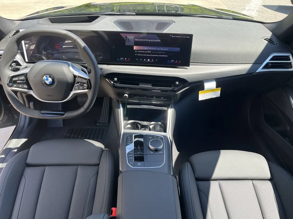 2026 BMW 330i xDrive thumbnail 26