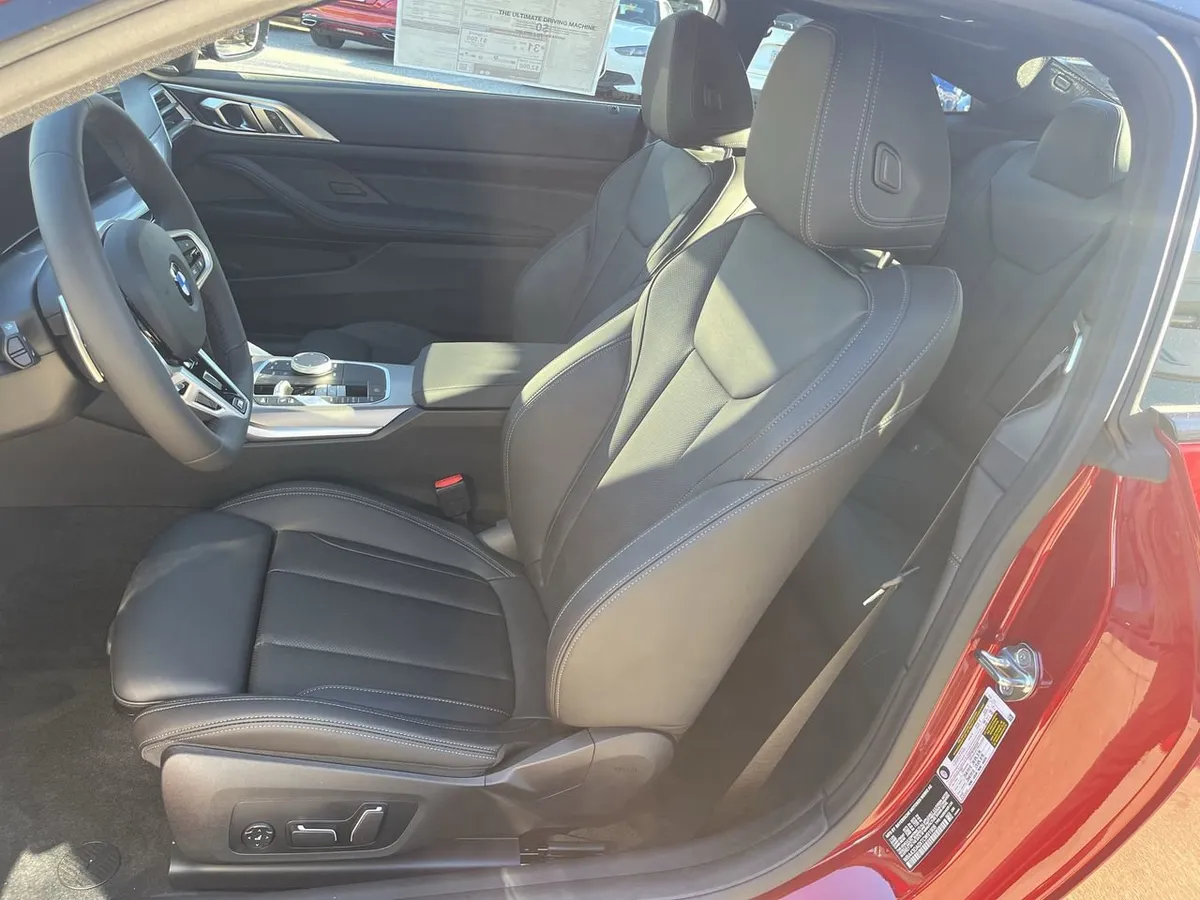 2026 BMW 430i thumbnail 14