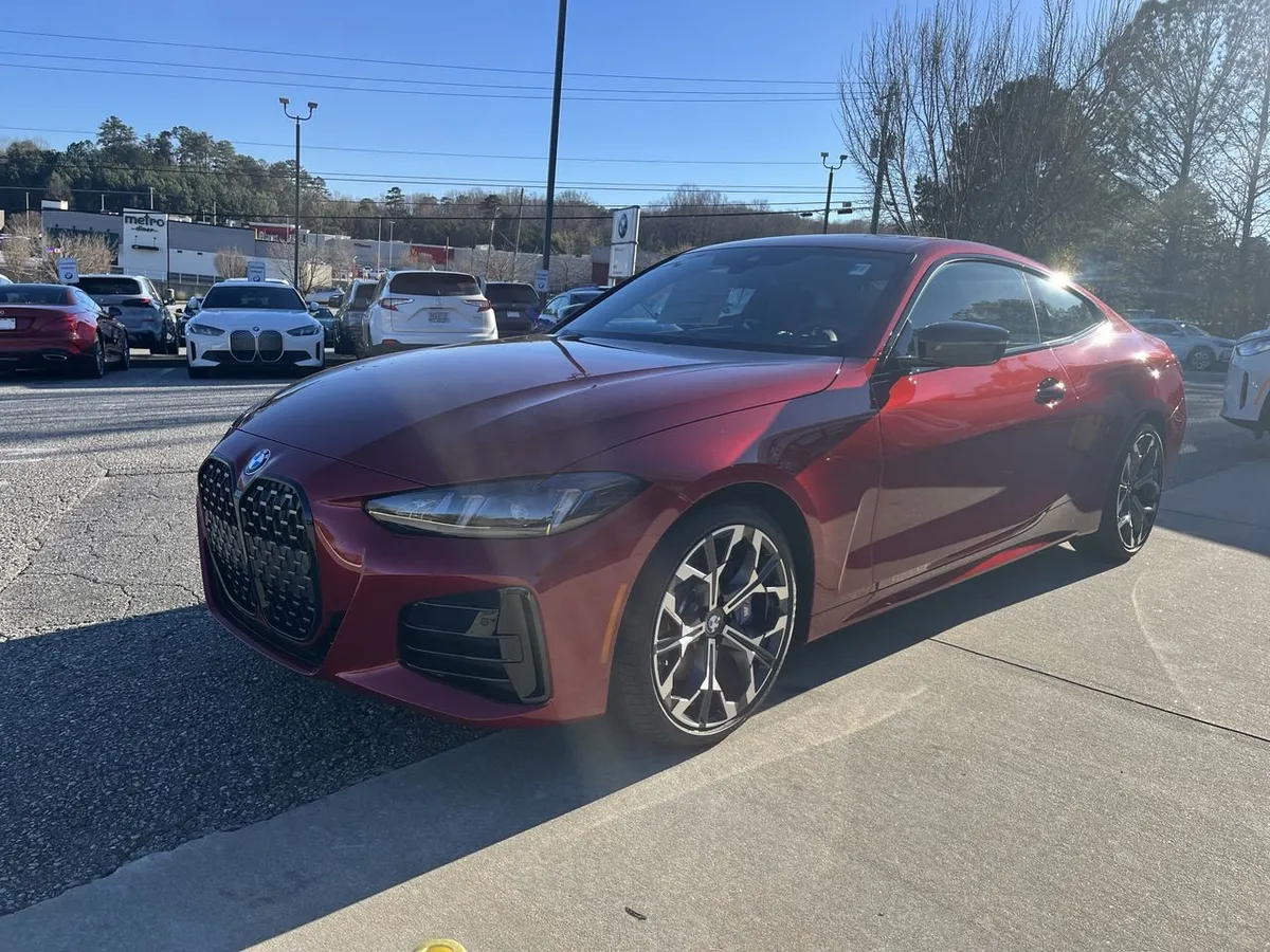 2026 BMW 430i thumbnail 4