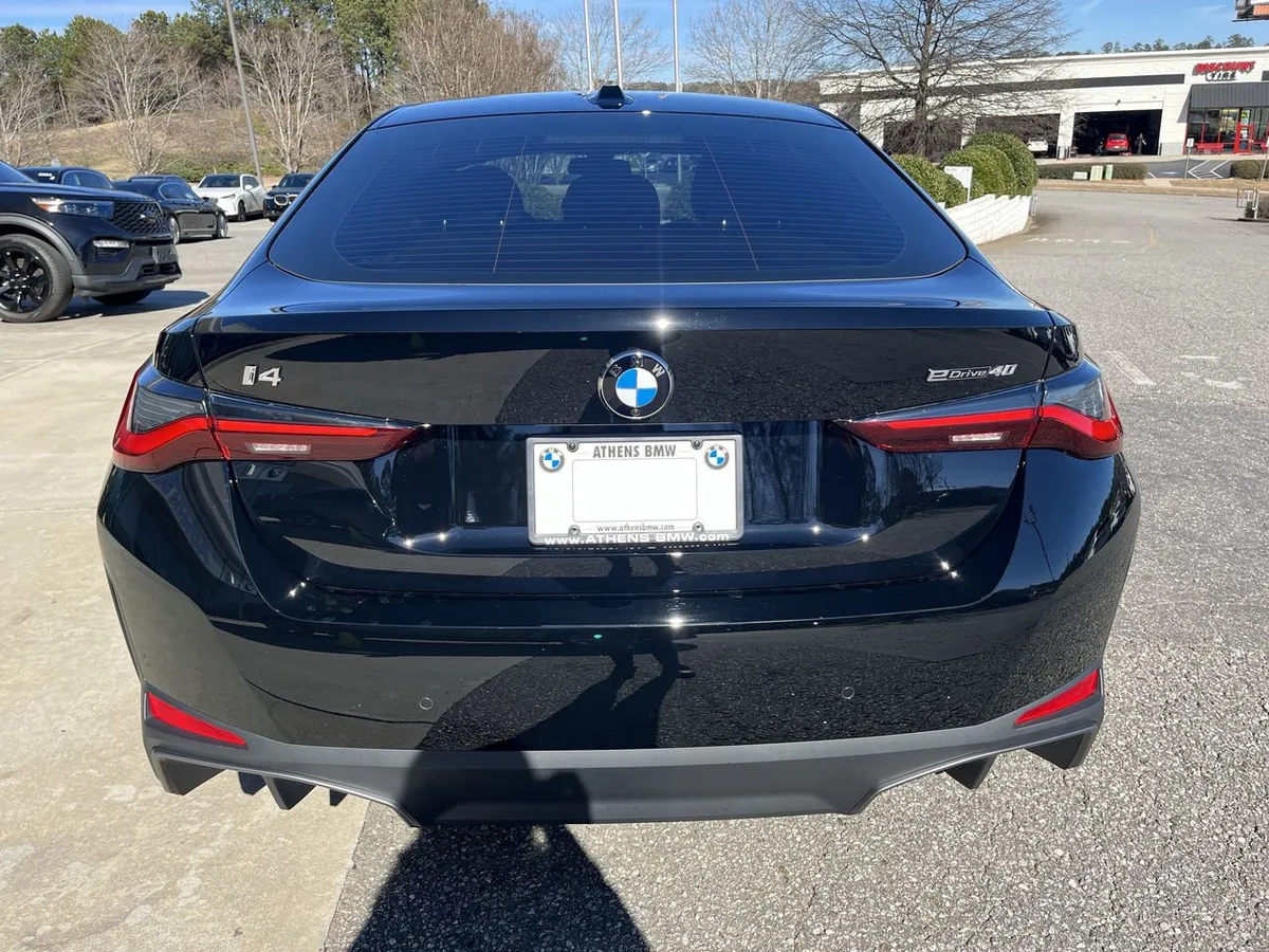 2026 BMW i4 eDrive40 thumbnail 12