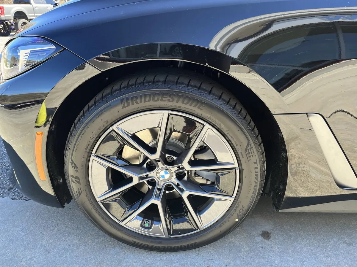 2026 BMW i4 eDrive40 thumbnail 13
