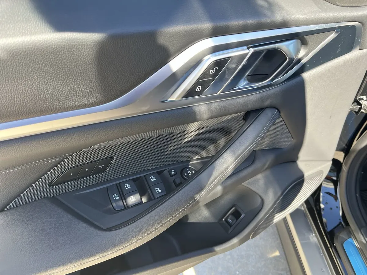 2026 BMW i4 eDrive40 thumbnail 16