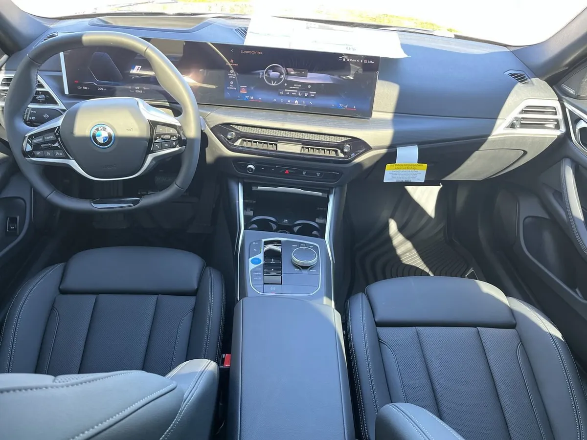 2026 BMW i4 eDrive40 thumbnail 27