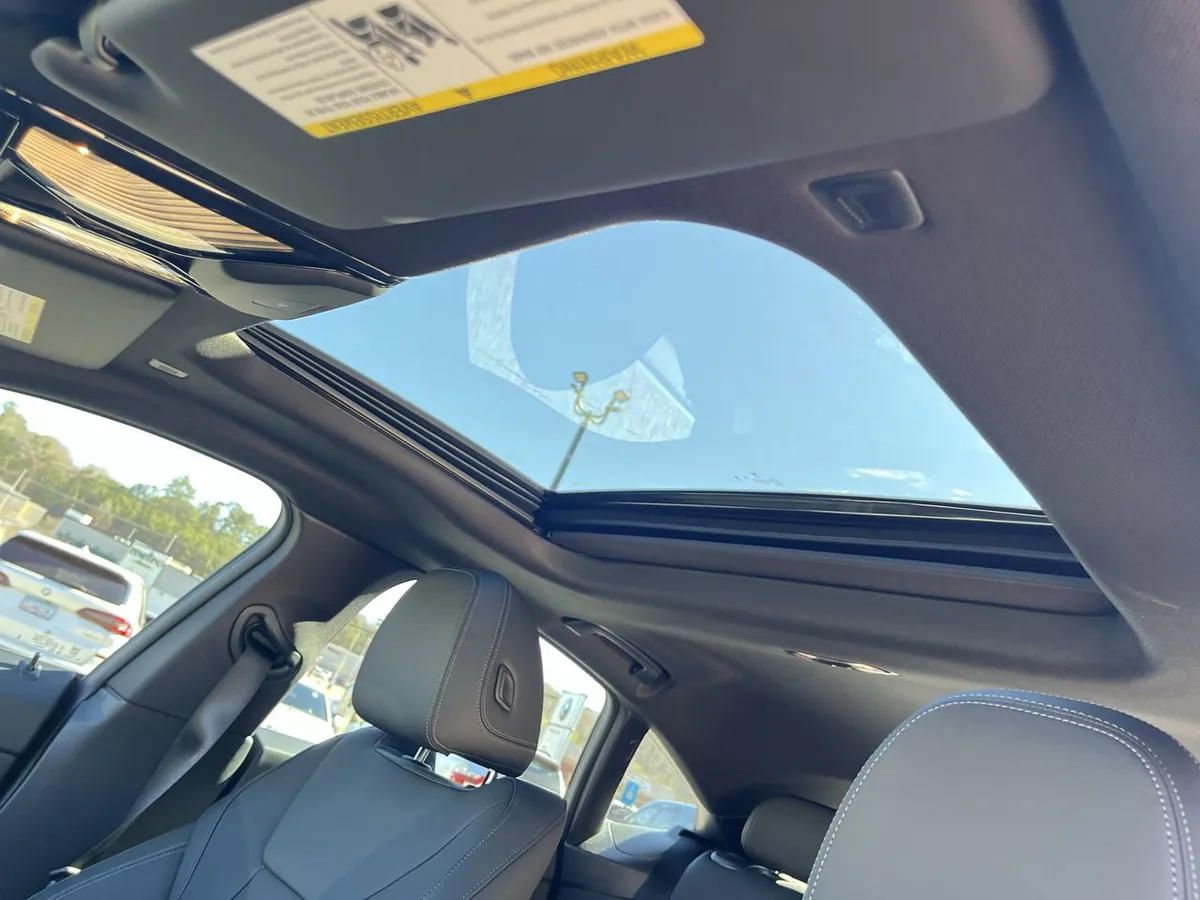2026 BMW i4 eDrive40 thumbnail 28