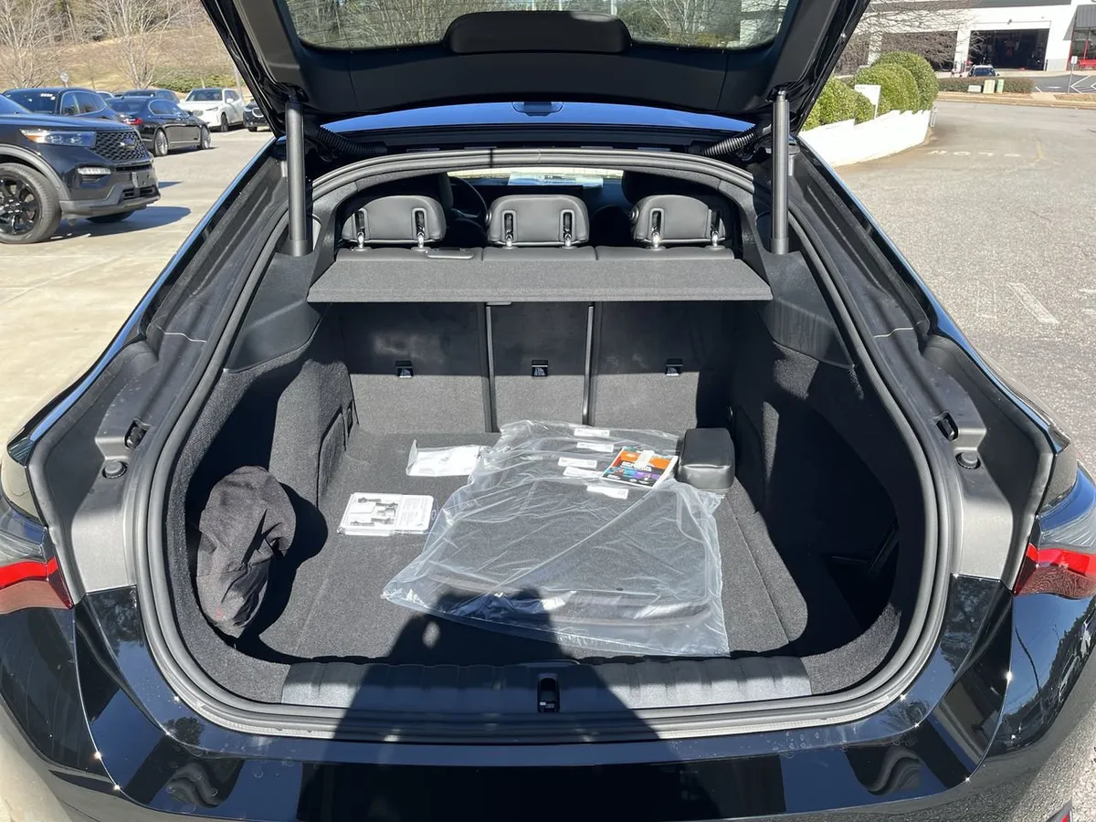 2026 BMW i4 eDrive40 thumbnail 35