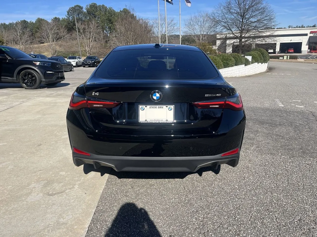 2026 BMW i4 eDrive40 thumbnail 7