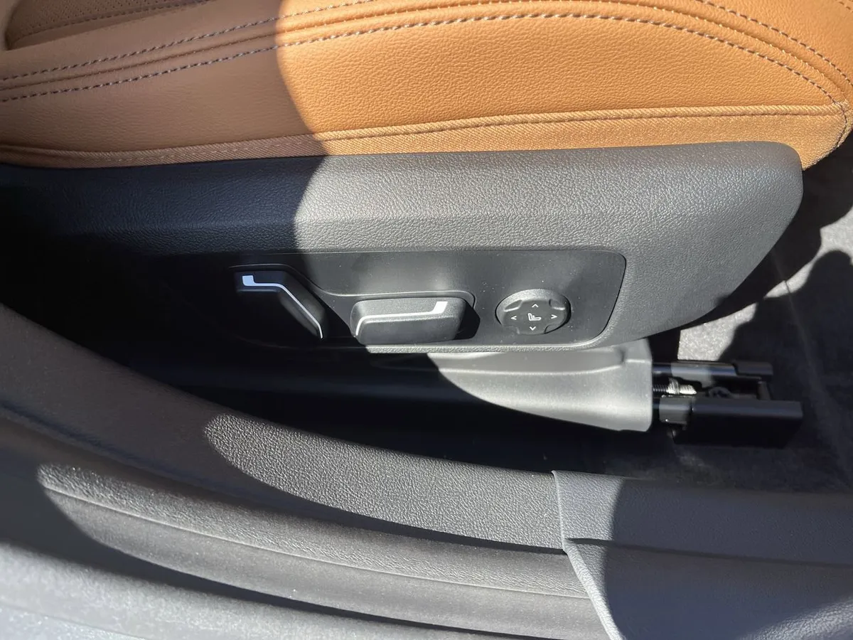 2026 BMW i4 eDrive40 thumbnail 36