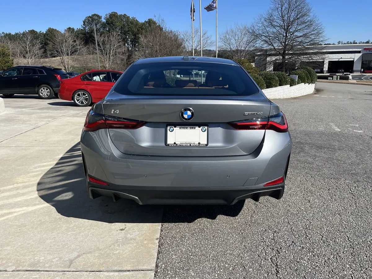 2026 BMW i4 eDrive40 thumbnail 7