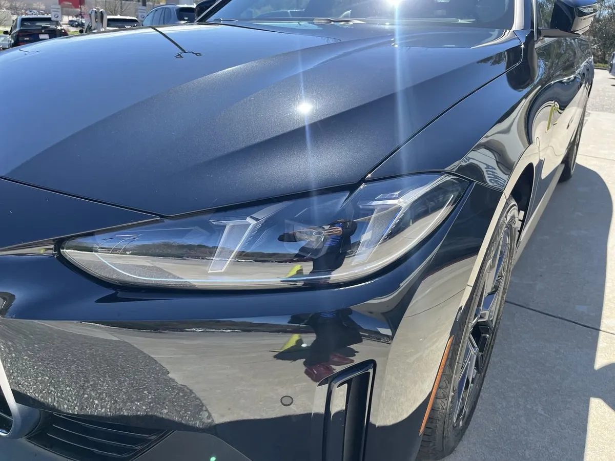 2026 BMW i4 eDrive40 thumbnail 11