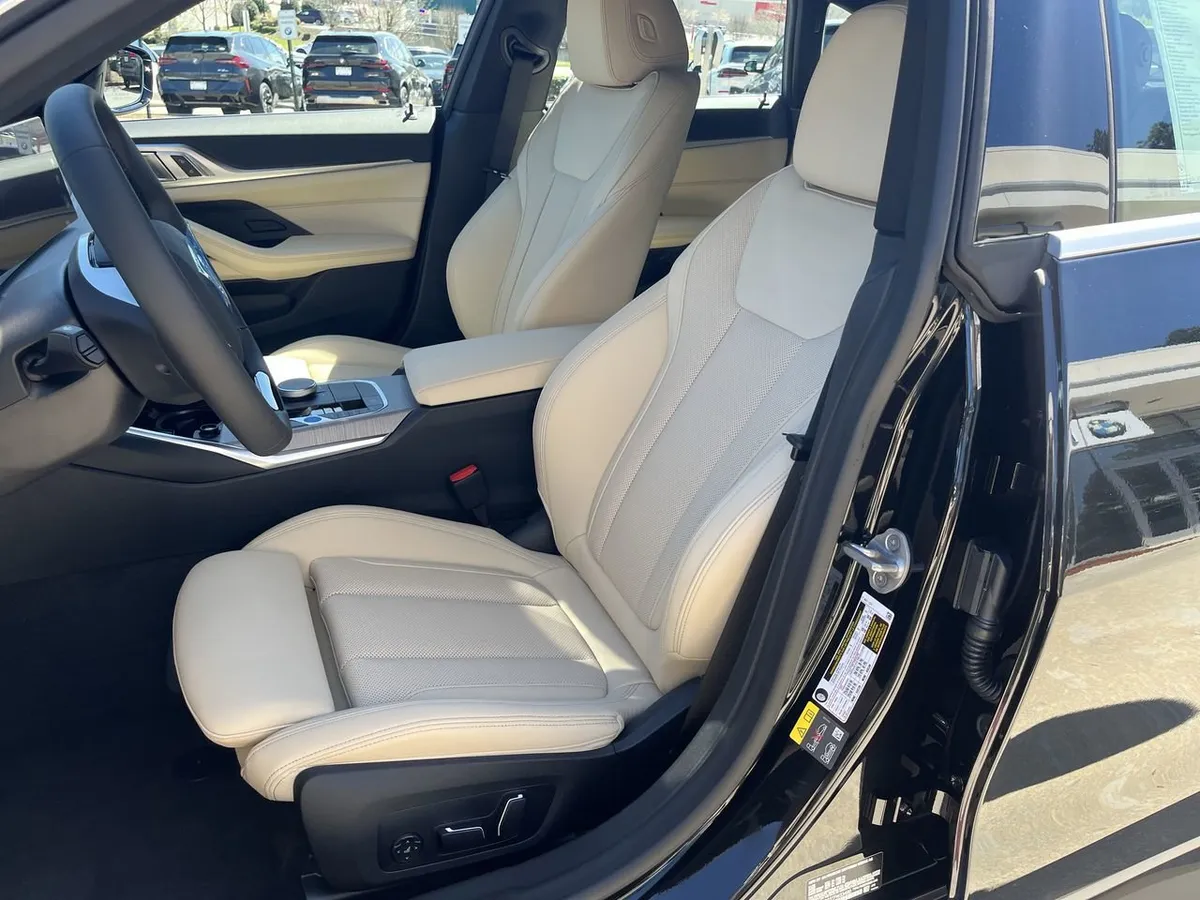 2026 BMW i4 eDrive40 thumbnail 14