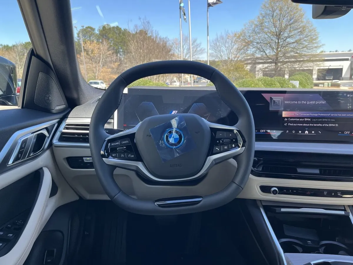 2026 BMW i4 eDrive40 thumbnail 19