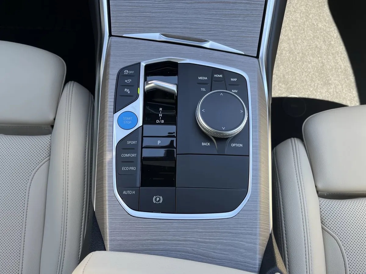 2026 BMW i4 eDrive40 thumbnail 26