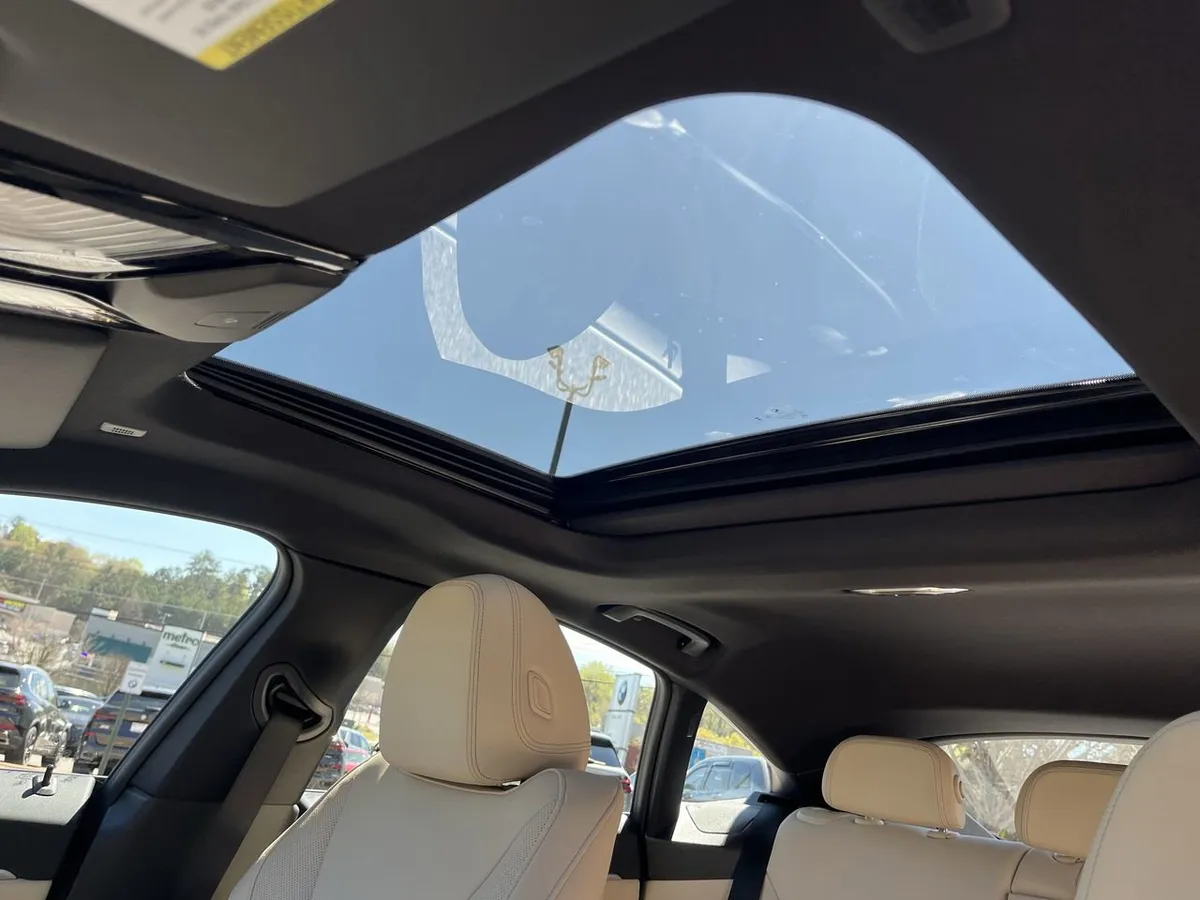 2026 BMW i4 eDrive40 thumbnail 28
