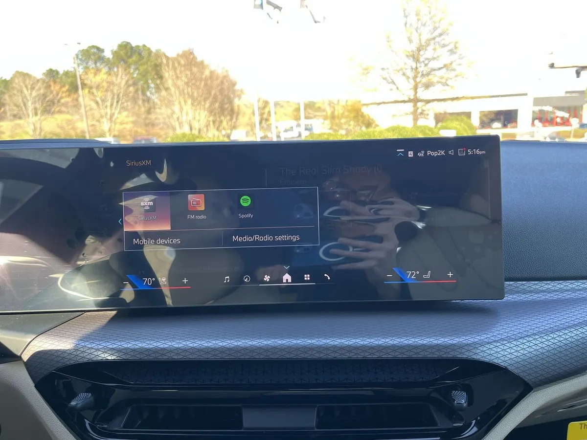 2026 BMW i4 eDrive40 thumbnail 21