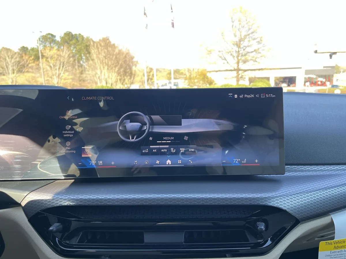 2026 BMW i4 eDrive40 thumbnail 24