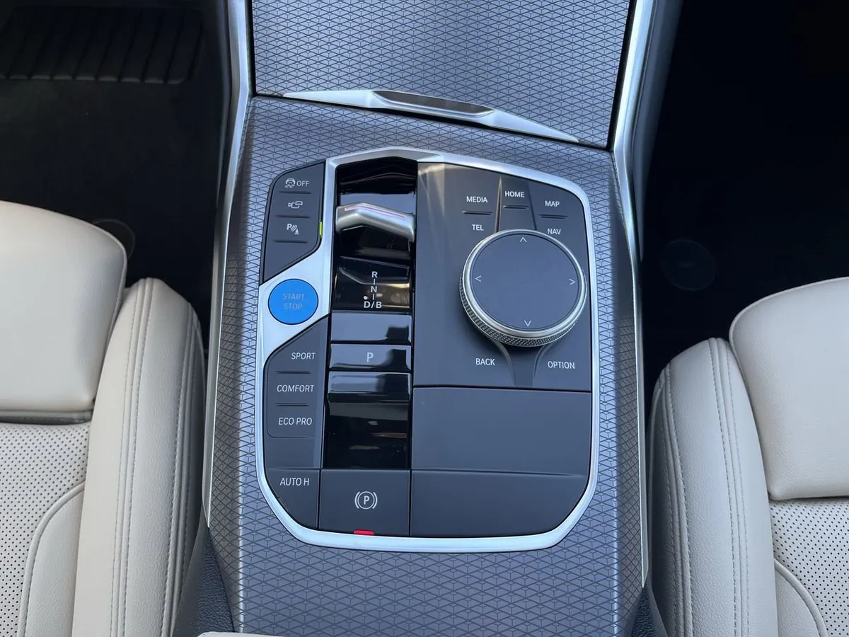 2026 BMW i4 eDrive40 thumbnail 25