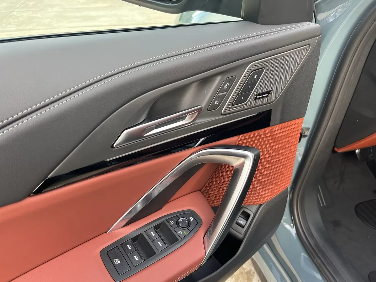 2026 BMW X1 xDrive28i thumbnail 18