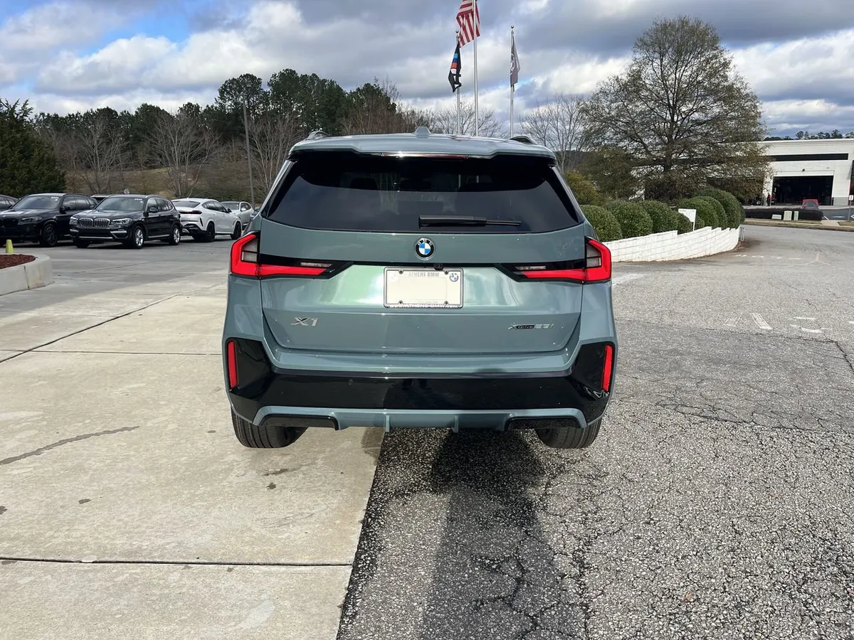 2026 BMW X1 xDrive28i thumbnail 7
