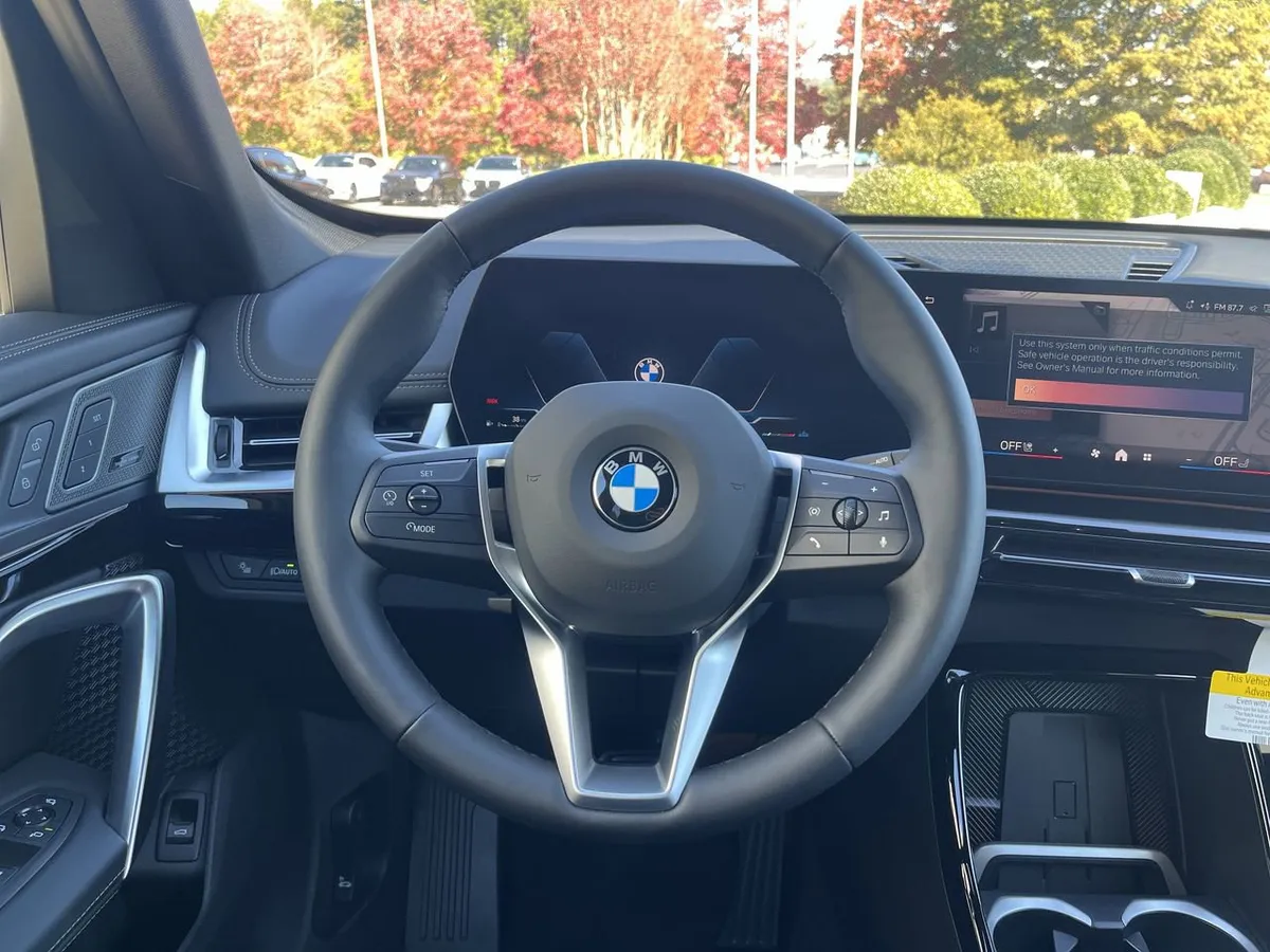 2026 BMW X1 xDrive28i thumbnail 19