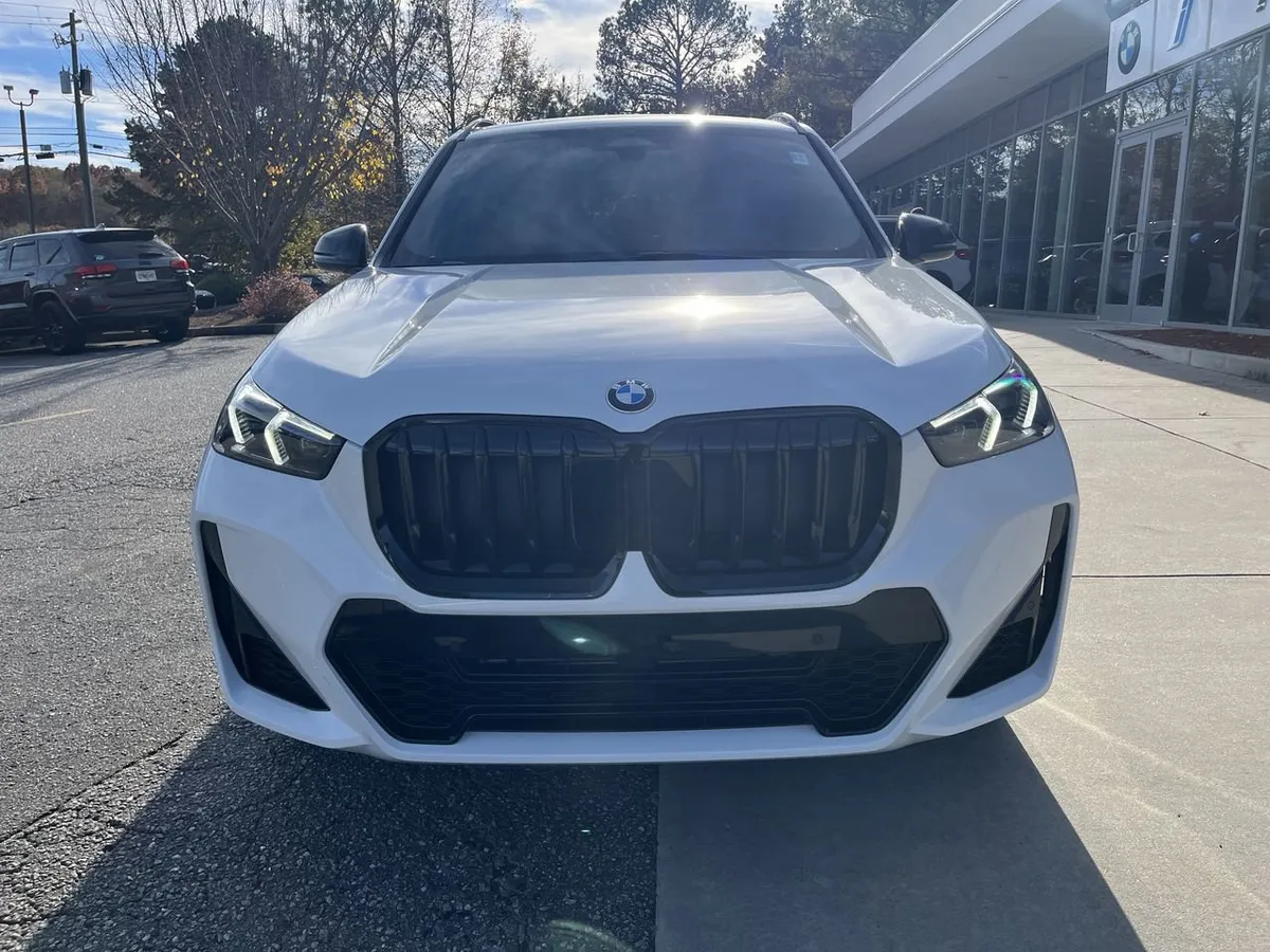 2026 BMW X1 xDrive28i thumbnail 10