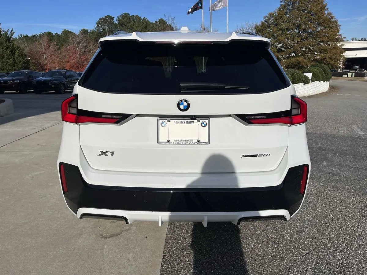 2026 BMW X1 xDrive28i thumbnail 12