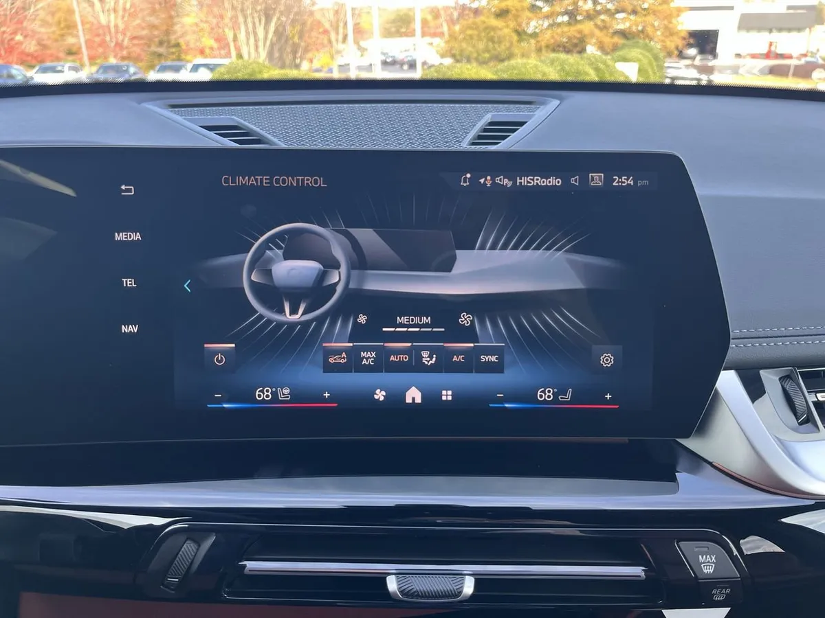 2026 BMW X1 xDrive28i thumbnail 25