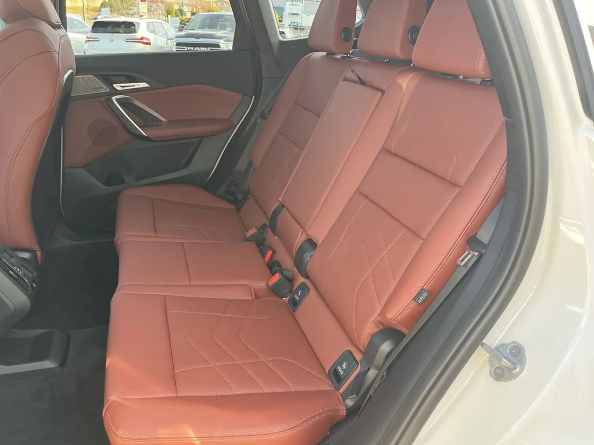 2026 BMW X1 xDrive28i thumbnail 30