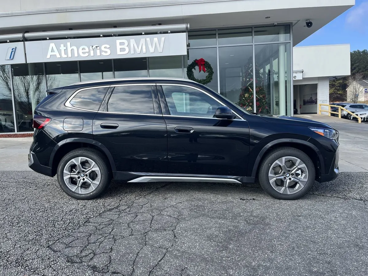2026 BMW X1 xDrive28i thumbnail 9
