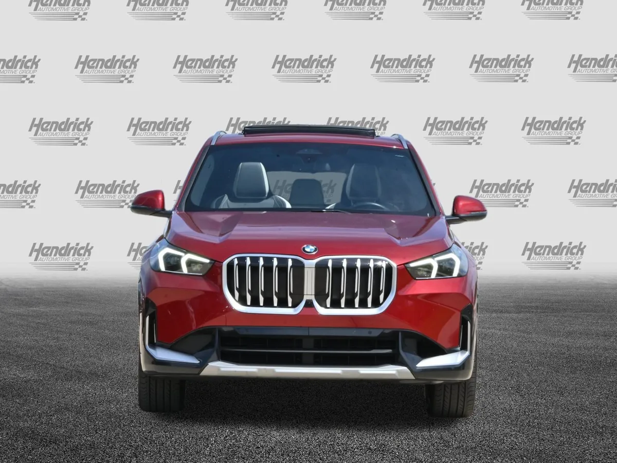 2026 BMW X1 xDrive28i thumbnail 2