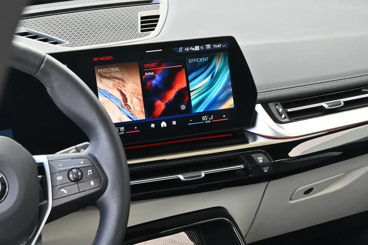 2026 BMW X1 xDrive28i thumbnail 22